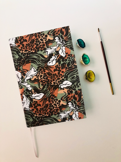 7700000039743 Libreta Acuarela Schoellershammer 240Gr Con 30 Hojas Media Carta Portada Tela: Animal Print Blanco - 240 gr Cartel Arte & Papelería